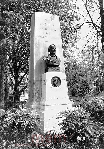 Denkmal für Johann Rudolf Schneider und Richard La Nicca.