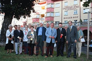 Das Gebäude Kinzerplatz 10 in Floridsdorf heisst seit 60 Jahren Bieler Hof