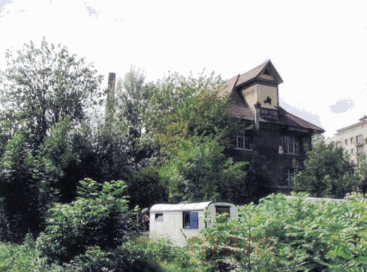 Das Areal der ehemaligen Pianofabrik Burger&Jacobi in Biel-Madretsch, um 2009