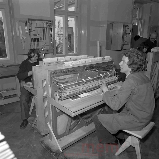 Burger und Jacobi, 1973