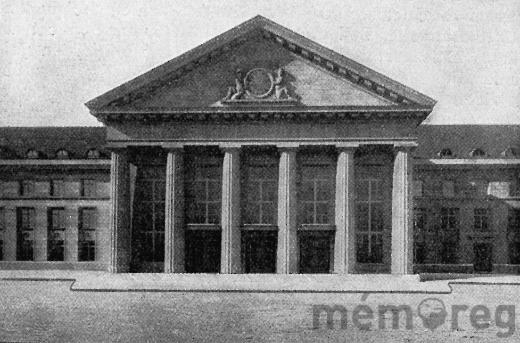 Der Mittelrisalit des neuen Bahnhofs, 1923