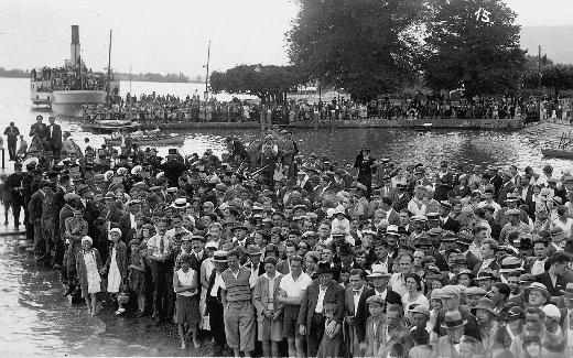 Stapellauf des Motorschiffs «Seeland» in Neuenstadt, 1932