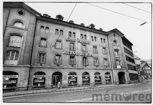 Gebäude