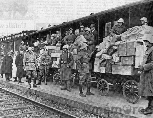 Am Bahnhof Grenchen, zur Zeit des Landesstreiks, 1918