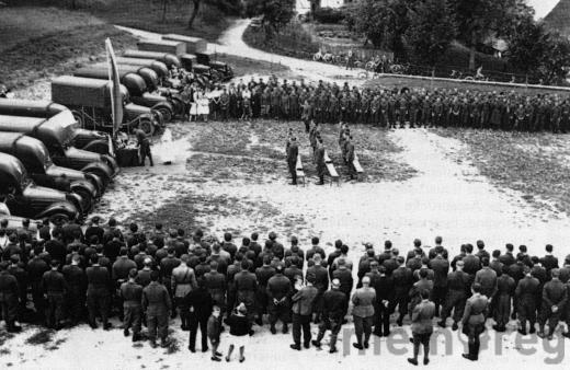 Gottesdienst nach der Ankunft der Internierten im Seeland, 20. Juni 1940