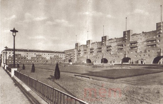 Der Karl-Marx-Hof in Wien, um 1930